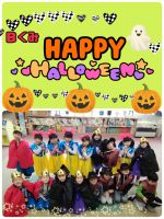 Ｂくみハッピーハロウィン🎃！おうちでパーティーするよ！こんな仮装をするよ!とたくさん教えてくれました🥰パーティーをする子たちはとっても楽しみにしていましたよ！ECCの先生から預かっていた、ハロウィンのシールを配るととっても喜んでいました🥰
